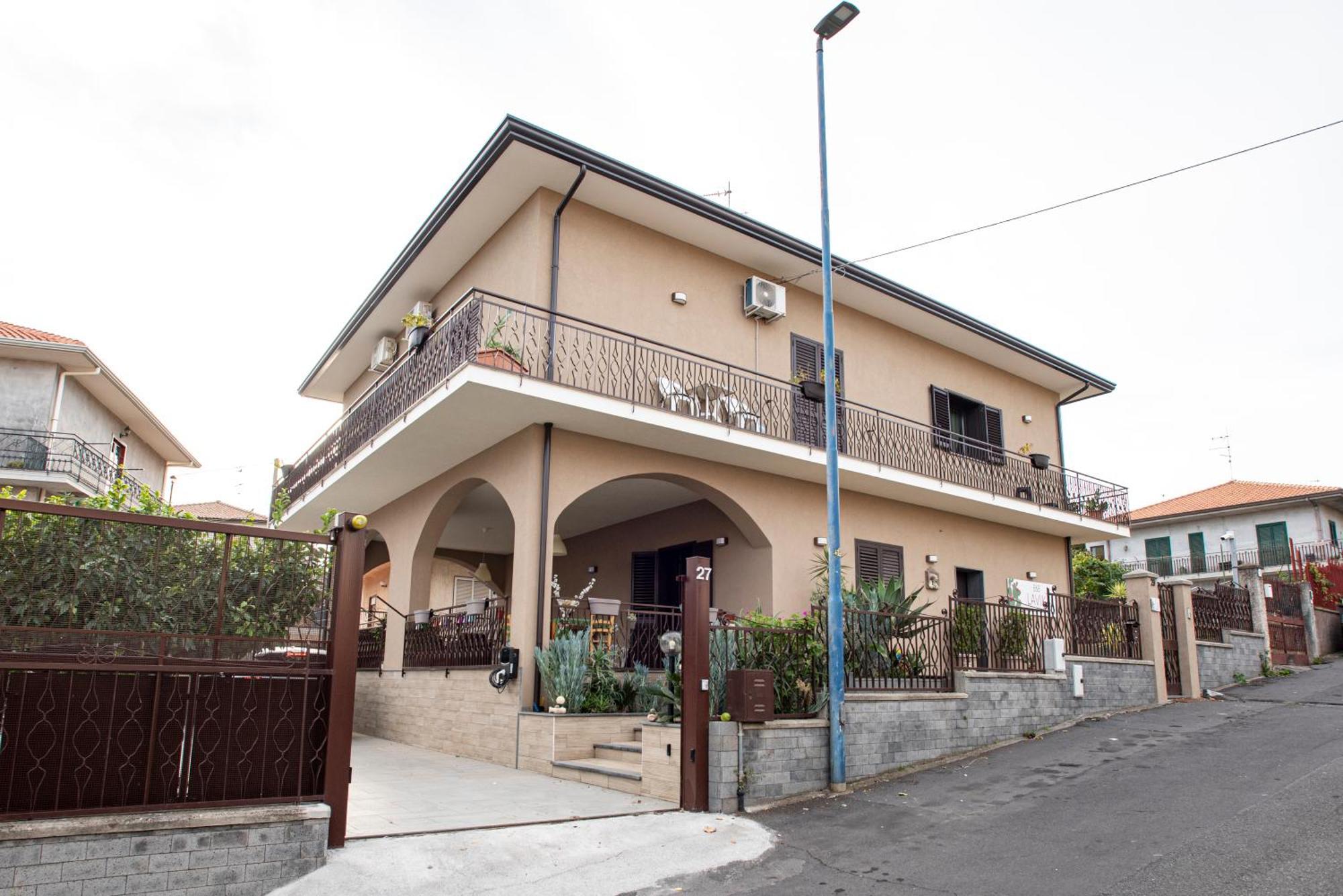 B&B Lavika เปดารา ภายนอก รูปภาพ